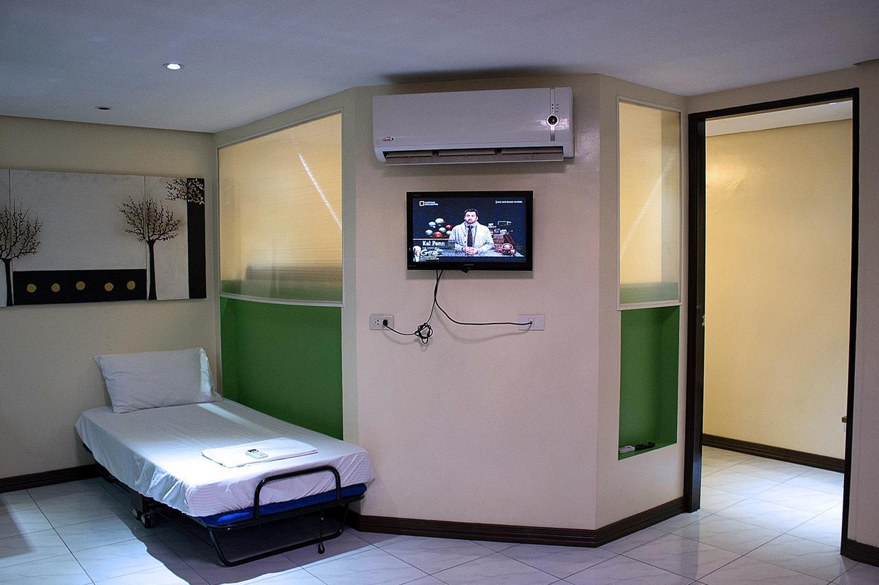 Manila Bay Serviced Apartments Esterno foto