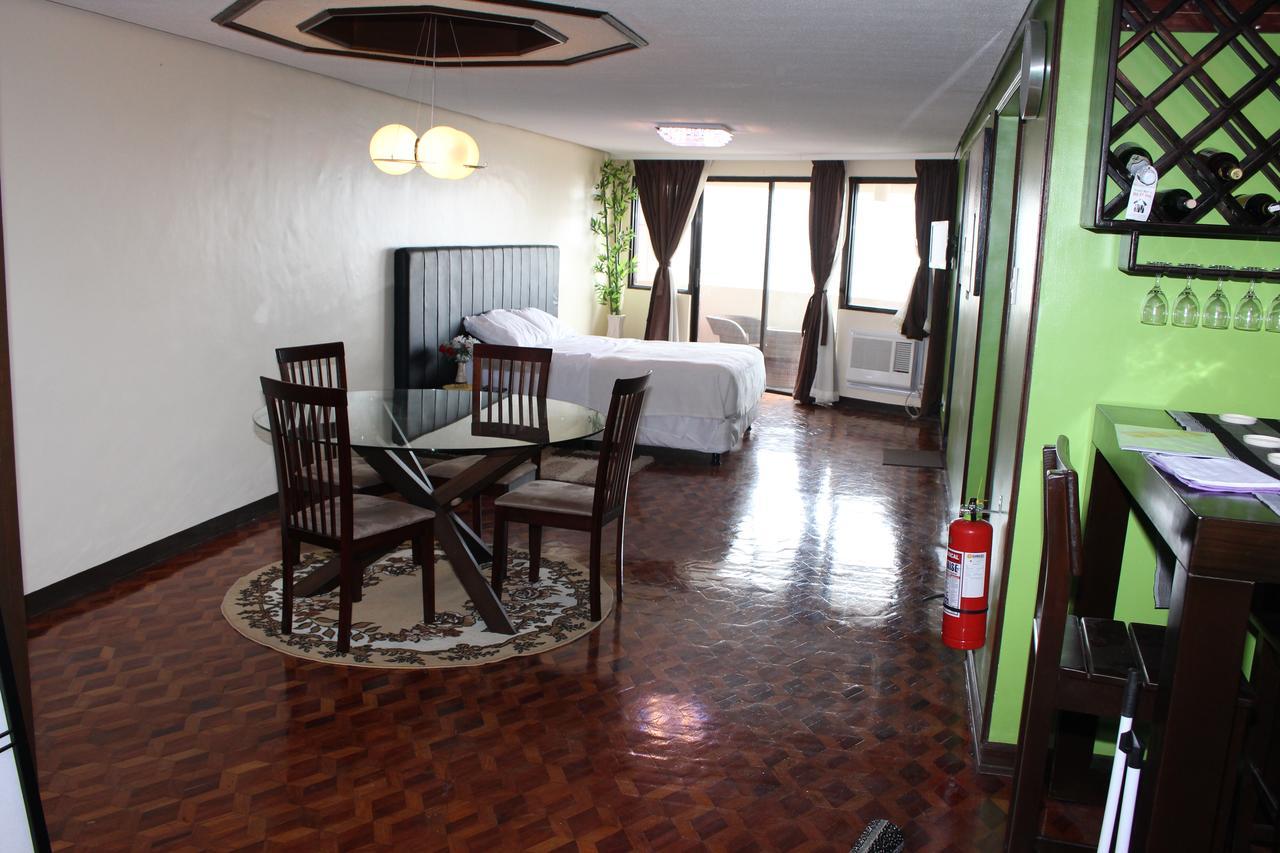 Manila Bay Serviced Apartments Esterno foto
