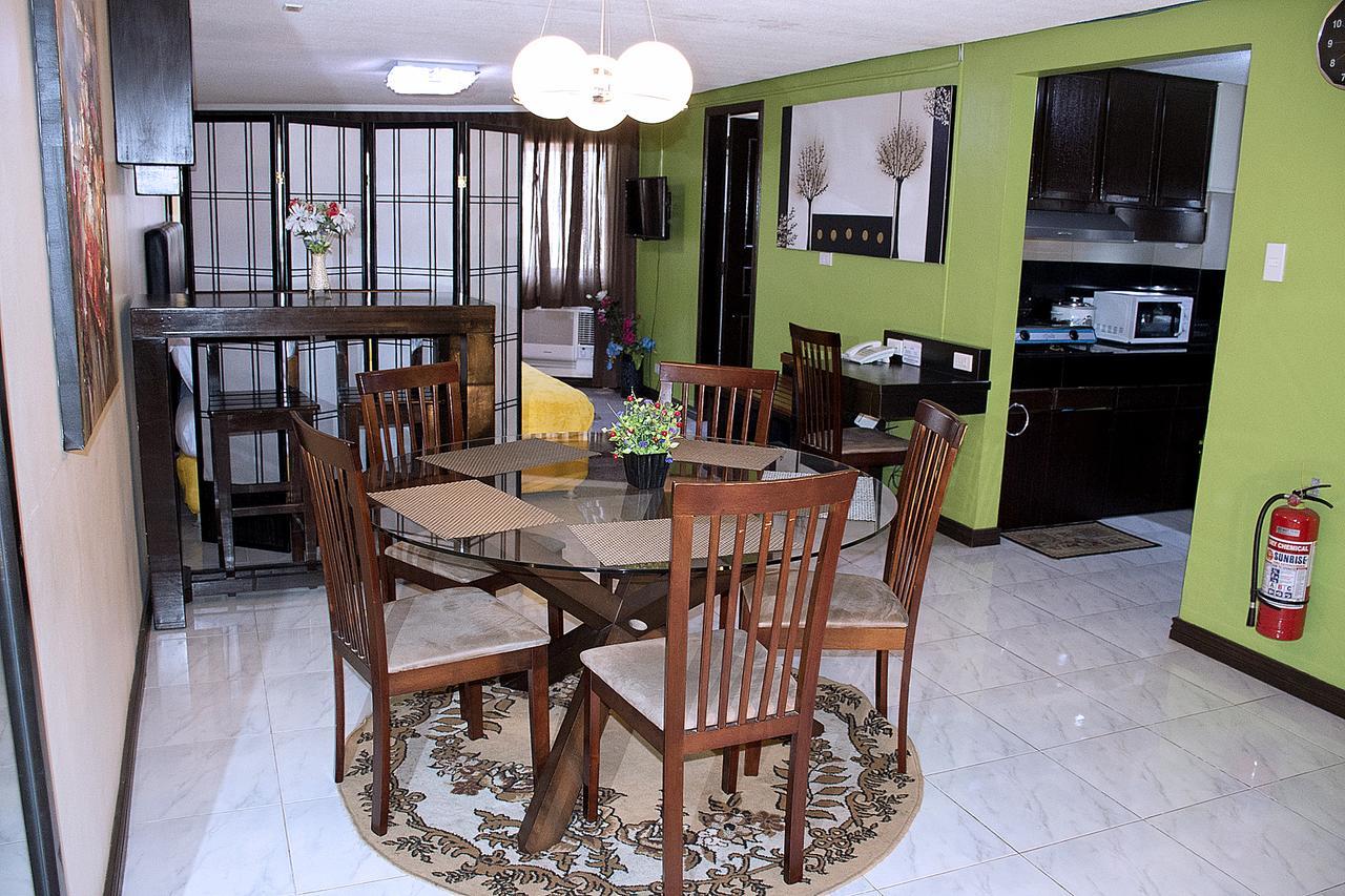 Manila Bay Serviced Apartments Esterno foto