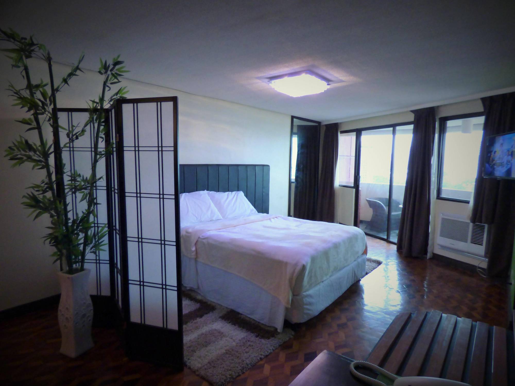 Manila Bay Serviced Apartments Esterno foto