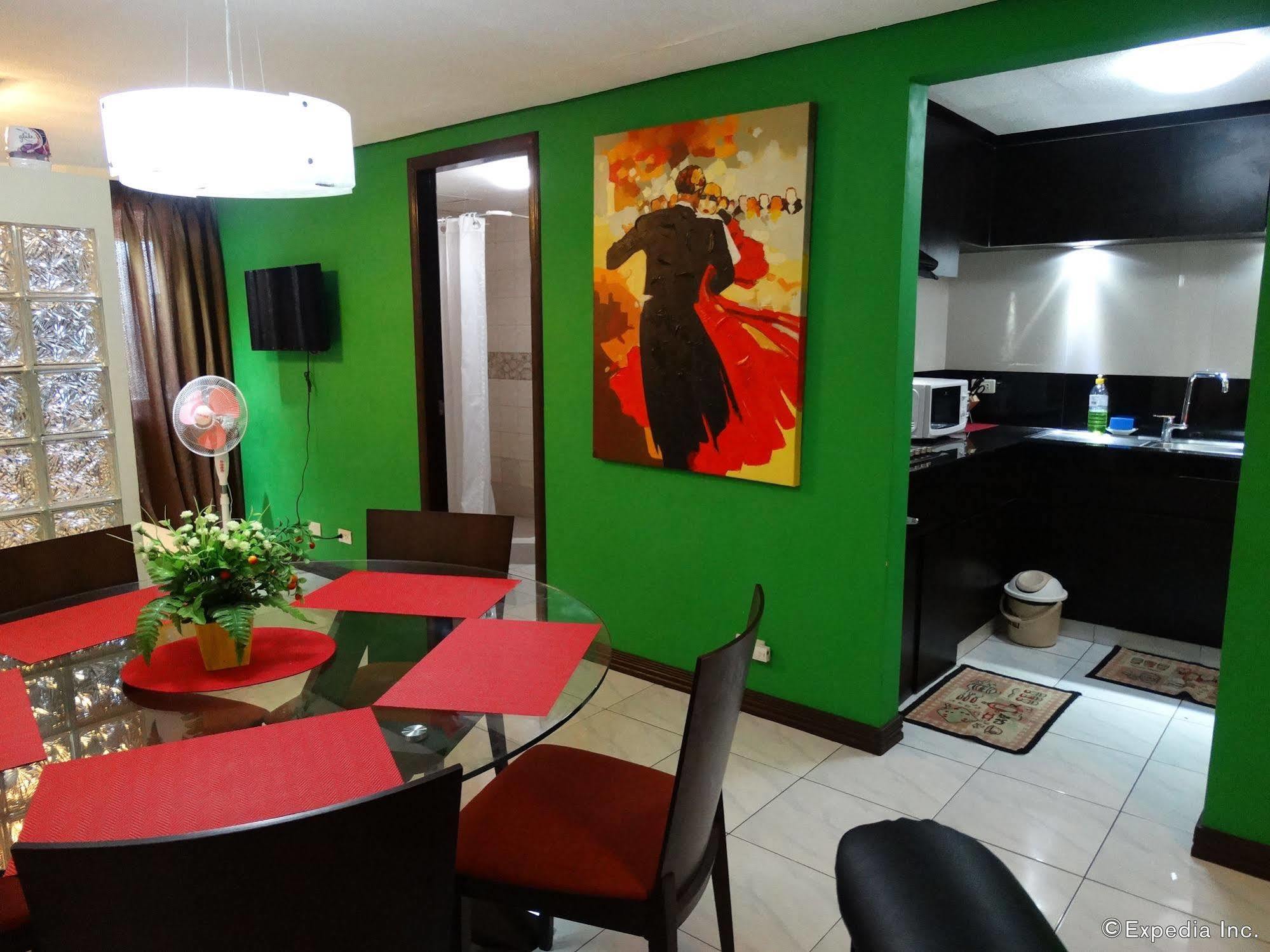 Manila Bay Serviced Apartments Esterno foto
