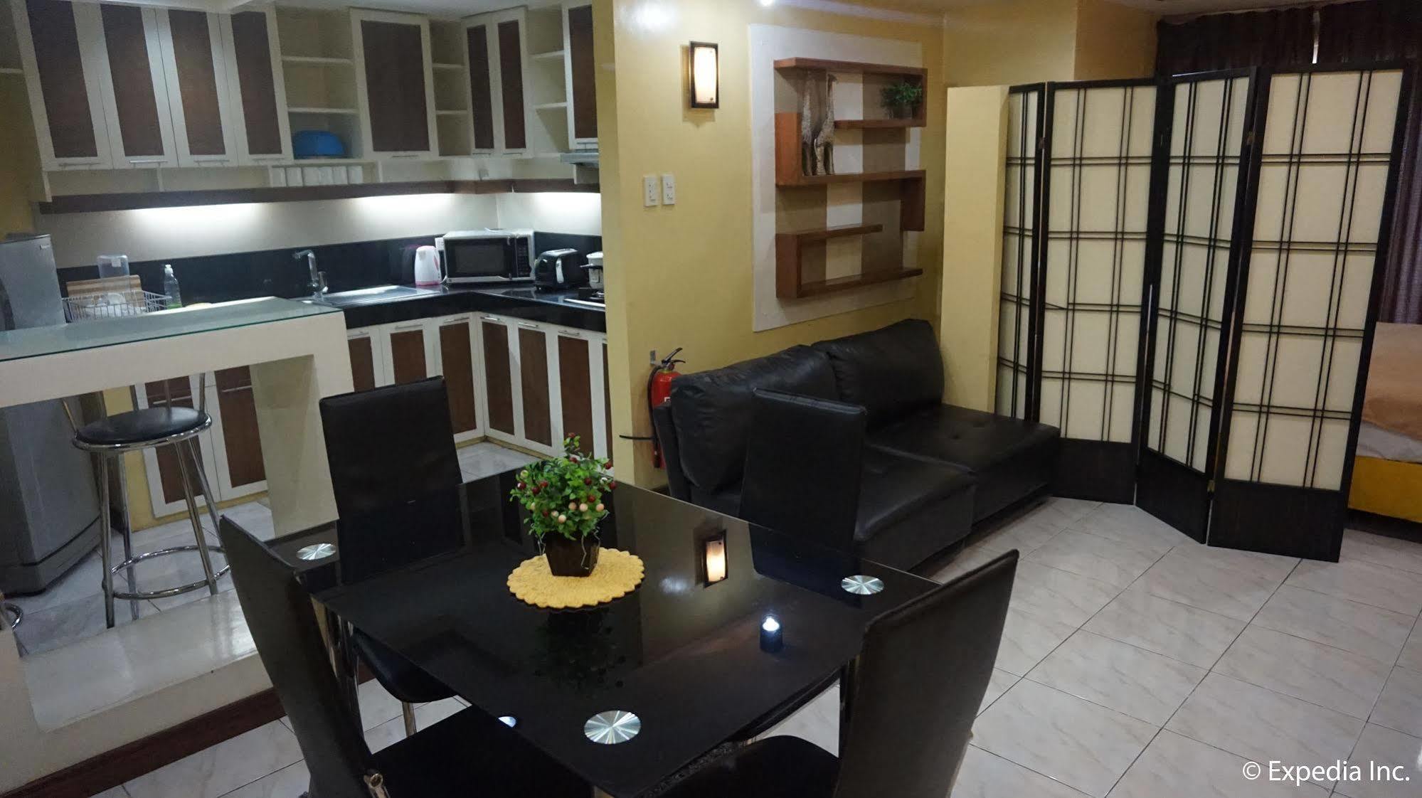 Manila Bay Serviced Apartments Esterno foto